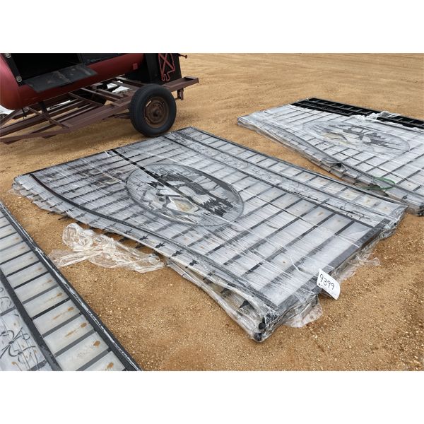 20' DEER SCENE IRON GATE