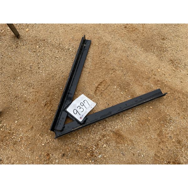 (1) SET OF LEGS FOR METAL TARGET