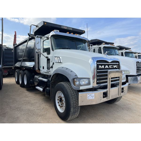 2017 MACK GU713 Dump Truck