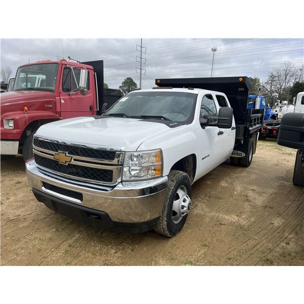 2013 CHEVROLET 3500 HD Dump Truck