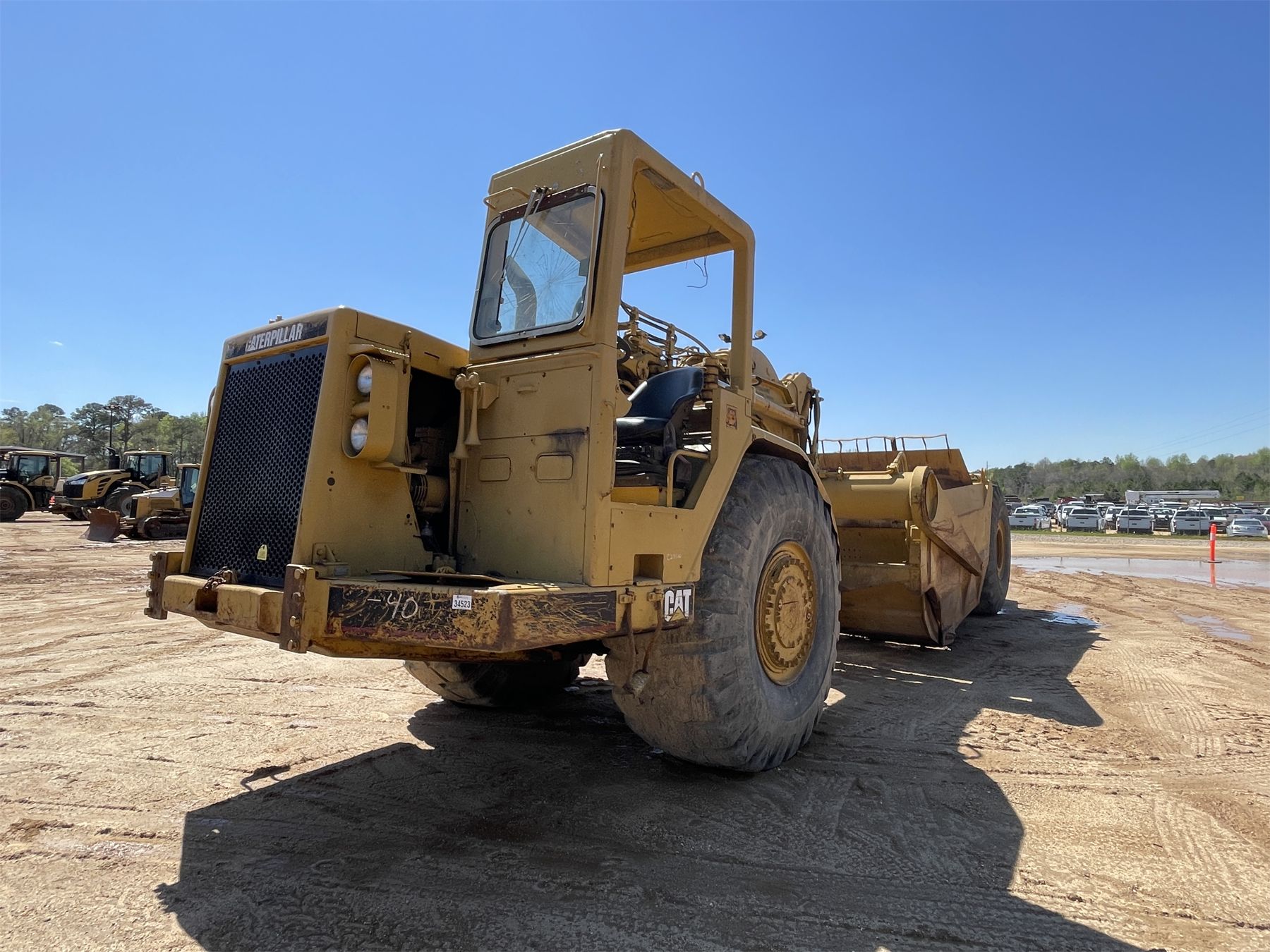CAT 621B Motor Scraper - J.M. Wood Auction Company, Inc.