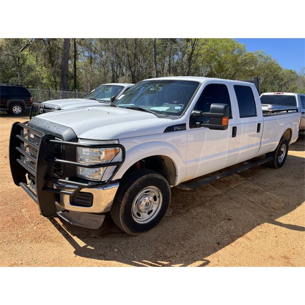 2014 FORD F250 XL Pickup Truck