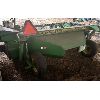 Image 2 : JOHN DEERE MODEL 820 MOCO - HAY BINE - 9 FOOT