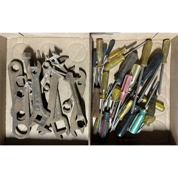 JOB LOT - MISC HAND TOOLS