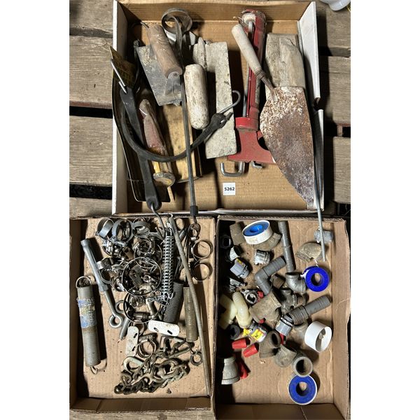 JOB LOT - FITTINGS, HARDWARE, TROWELS