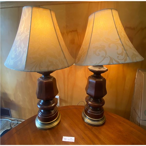 Beautiful Pair Of Chestnut Brown Lamps 27H