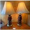 Image 1 : Beautiful Pair Of Chestnut Brown Lamps 27H