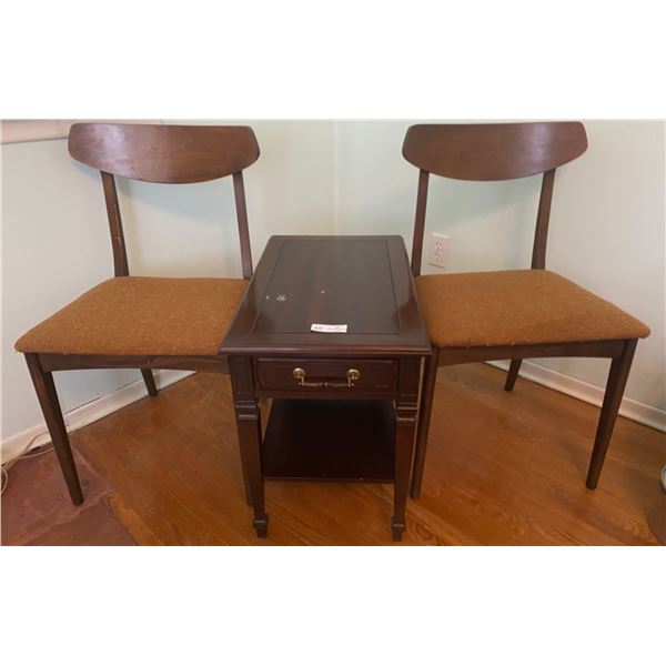 2 Mid Century Modern Chairs 33H & Chestnut End Table 15Wx25Dx21H
