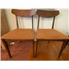 Image 4 : 2 Mid Century Modern Chairs 33H & Chestnut End Table 15Wx25Dx21H