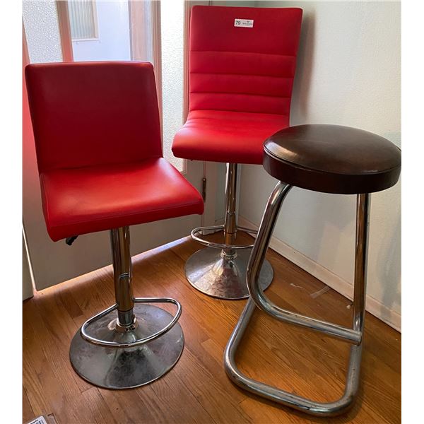 Assorted Bar Stools 30H