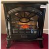 Image 1 : Sylvania Electric Fire Place 17Wx10Dx21H