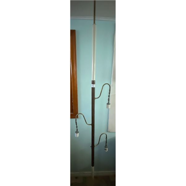 Vintage Standing Lamp 82H