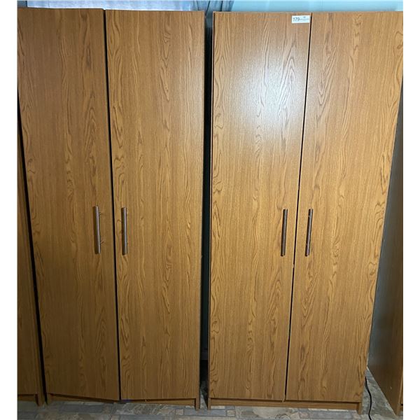 Wood Grain Cabinets x2 (30Wx16Dx74H)