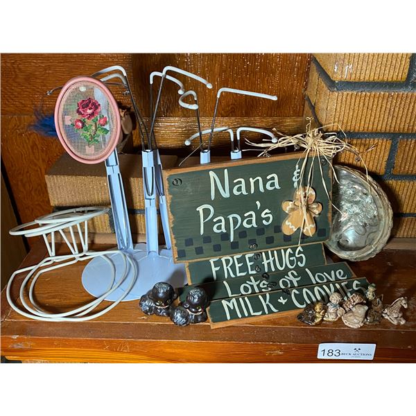 Wall Hanging, Antique Red Rose Tea Miniatures & Doll Stands (Adjustable)