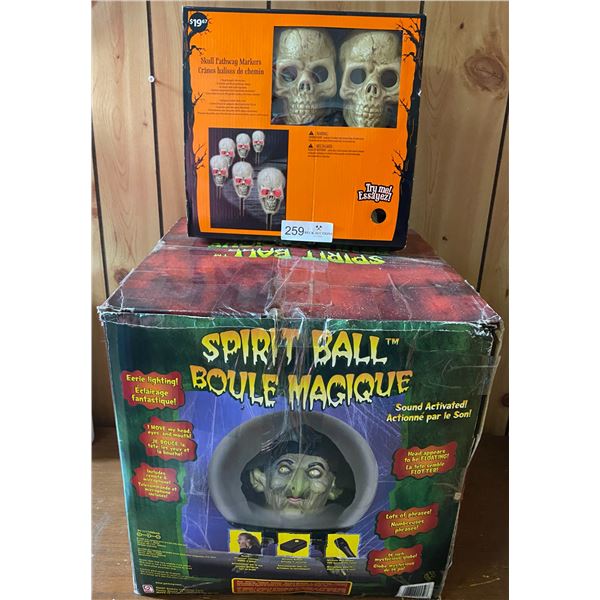 Assorted Halloween Decor