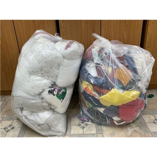 Big Bag Of Assorted Scraps & Stuffing