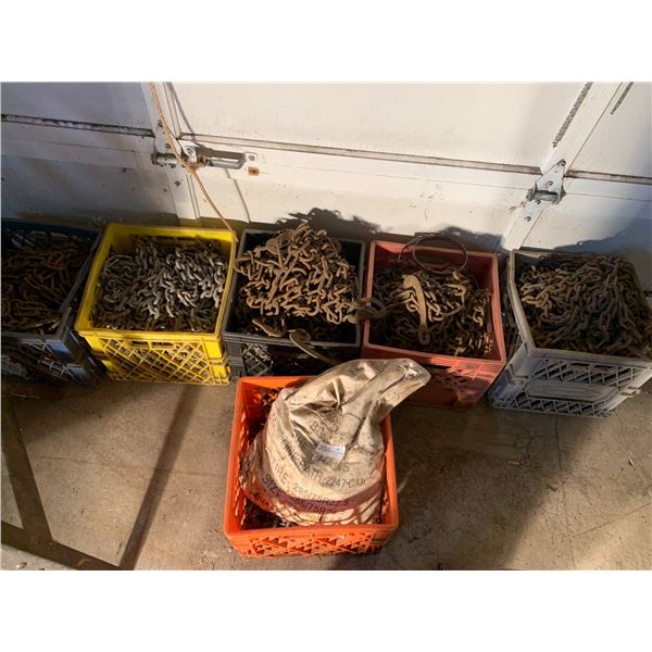5 Buckets Of Large Chains & Fasteners