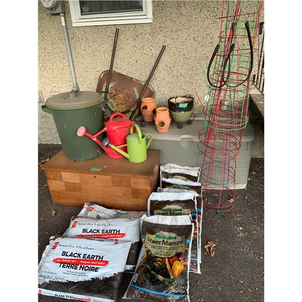 Assorted Yard Supplies