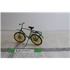 Image 1 : Small Decorative John Deere Bike