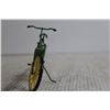 Image 3 : Small Decorative John Deere Bike