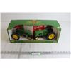 Image 1 : ERTL John Deere 40 and 70 Series 50th Anniversary Collector Set - 1/16