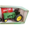 Image 3 : ERTL John Deere 40 and 70 Series 50th Anniversary Collector Set - 1/16