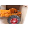 Image 2 : Minneapolis-Moline Modern Machinery Model "U" Tractor Die Cast - 1/16