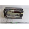 Image 2 : ERTL AmericanMuscle 1955 Chevy 3100 Cameo - 1/18