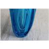 Image 3 : Cobalt Blue Art Glass - 7 3/4" Tall
