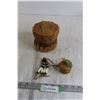 Image 1 : Indigenous - Made Small Birch Bark Container - Contains Tiny Container + Bead Work