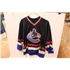 Image 4 : Vancouver Canucks Jersey (size lg)