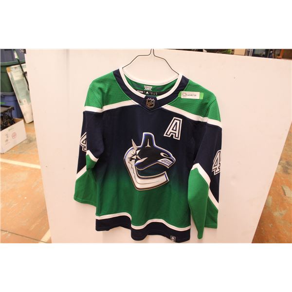 Vancouver Canucks Jersey - Bertuzzi #44 (size 44)