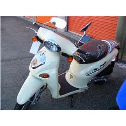 2004 Kymco People 50 2 Stroke  Vin #RFBBAAA2X4B104729
