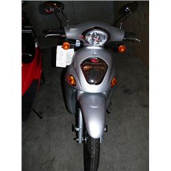 2004 Kymco People 50 2 Stroke  Vin #RFBBAAA244B104502
