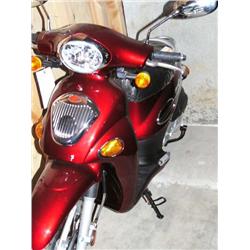 2004 Kymco People 50 2 Stroke   Vin #RFBBAAA254B104671