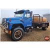 Image 1 : 1986 International S1700 FLAT DECK Truck with Water Tank (Diesel) (1000 Gallon Tank)
