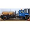 Image 7 : 1986 International S1700 FLAT DECK Truck with Water Tank (Diesel) (1000 Gallon Tank)