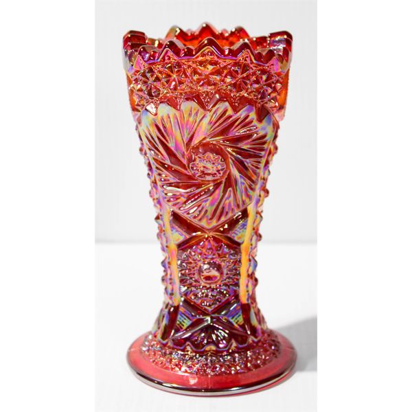 INTRICATE CARNIVAL GLASS VASE 6 1/4"