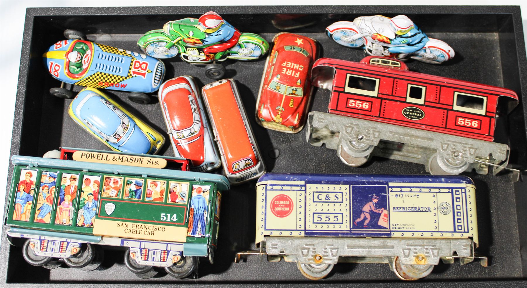 VINTAGE TIN TOYS