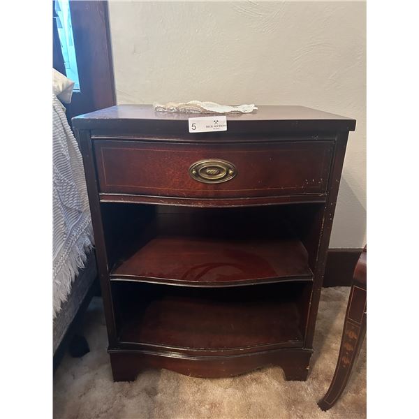 Matching Solid Hard Wood Nightstands 15D 21W 26H