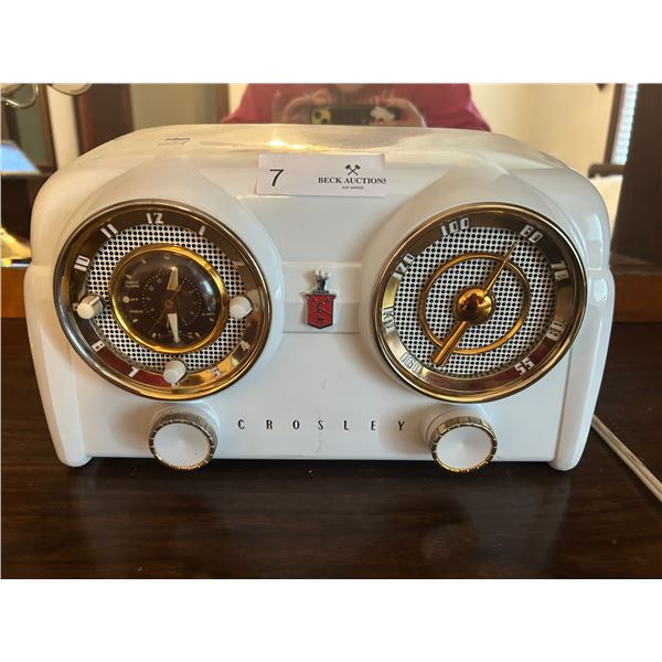 Crosley Vintage Radio Player 7D 12W 7H