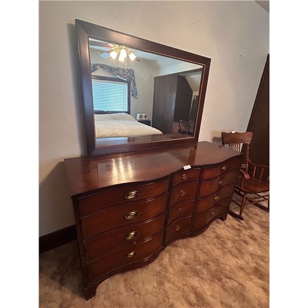 Vintage Solid Wood Dresser With Mirror 22D 62W 65H