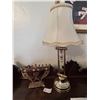 Image 2 : Menorah And Table Lamp 8D 20H