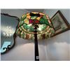 Image 2 : Large Tiffany Style Floor Lamp 21D 65H
