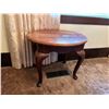 Image 2 : Oval Hardwood Side Table 26x21