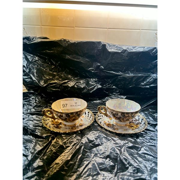 Decorative Gold Rim porcelin Tea Cups