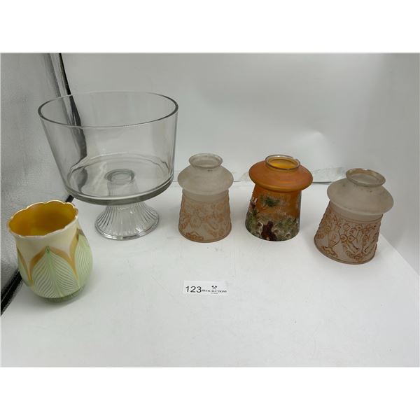 Stueben Light Covers Glass 5D 6H And Fruit Bowl