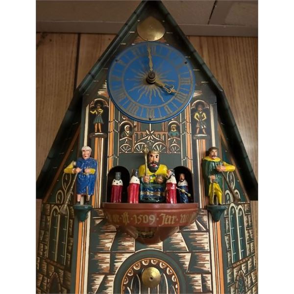 Coo Coo Clock German Castle Design 10x16