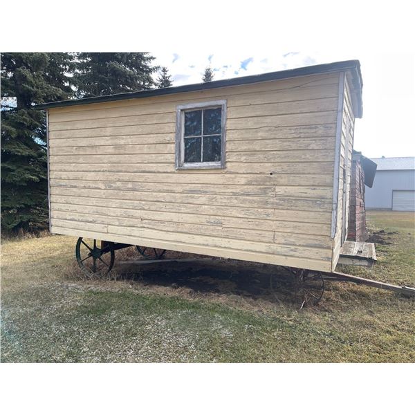 1800s Farm Bunkhouse - On Wagon Wheels Includes Wood Stove 14Ft Long
