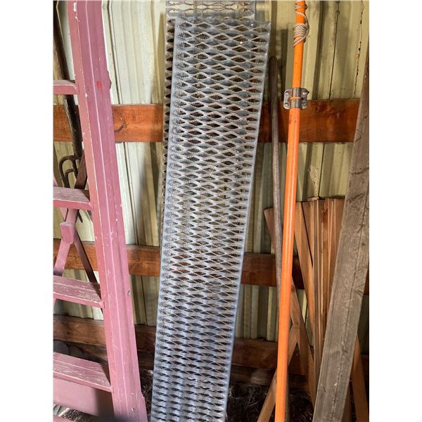 Reinforced Grating